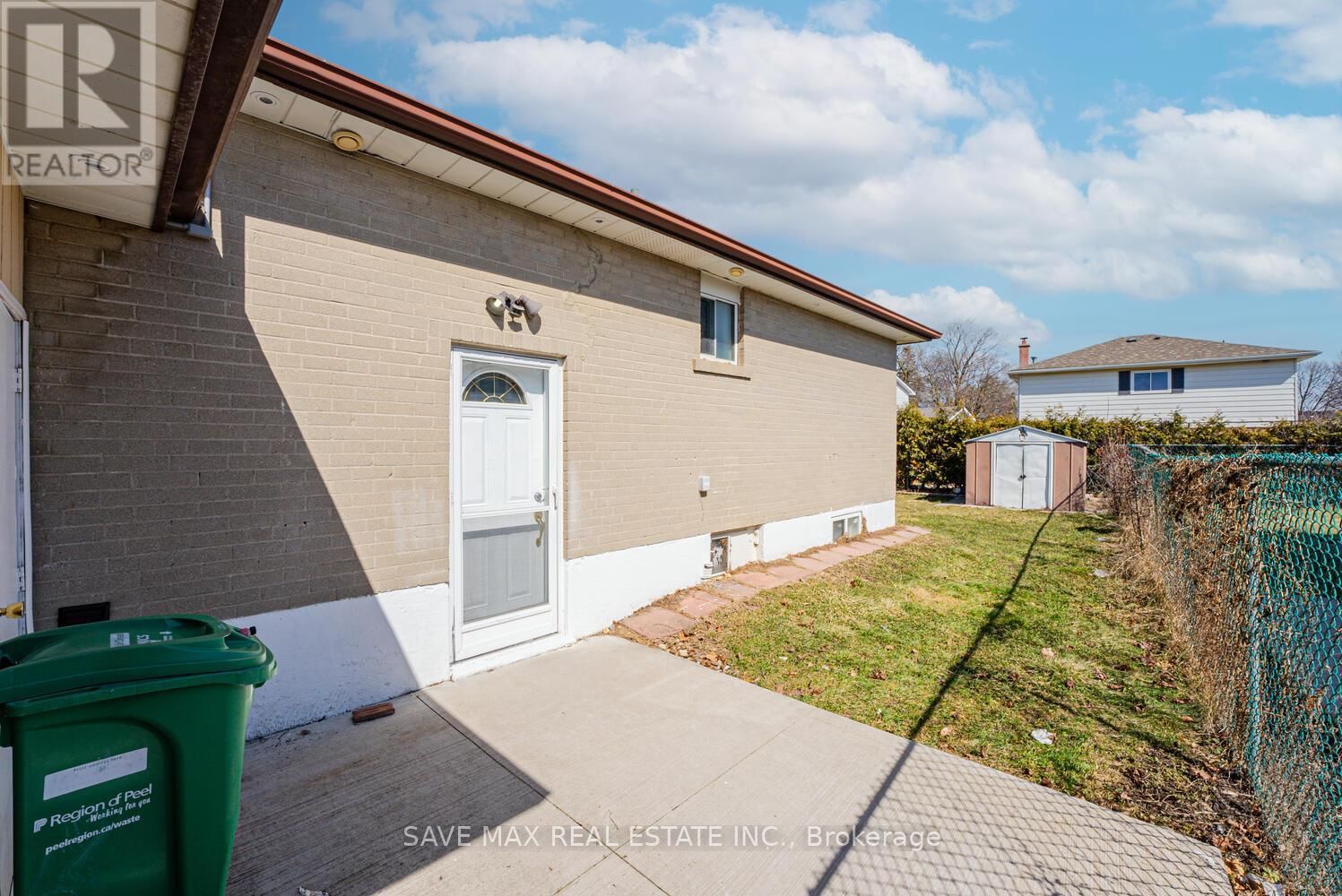 18 NORTHWOOD DRIVE Image 47