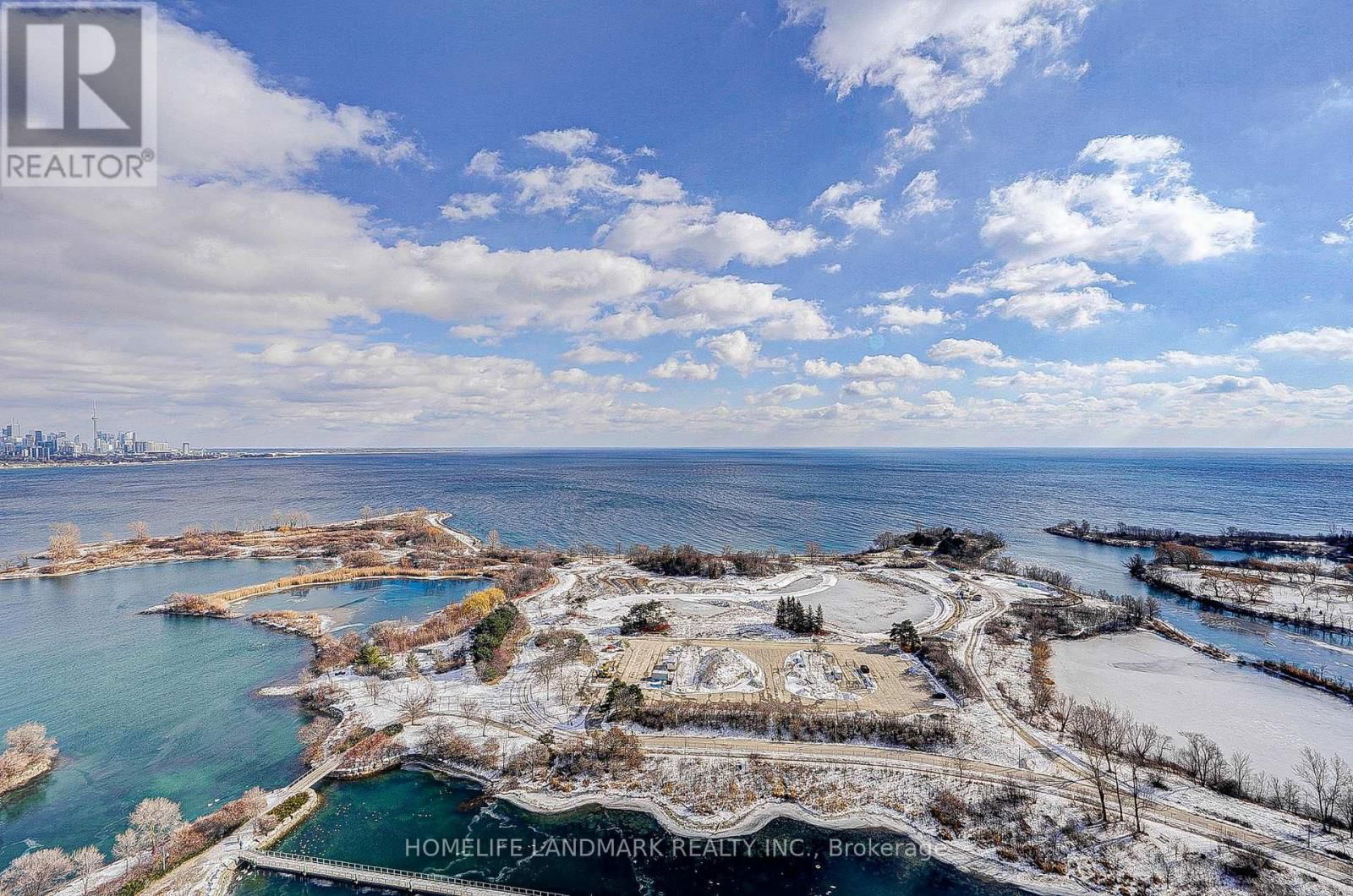 2608 - 20 SHORE BREEZE DRIVE Image 1