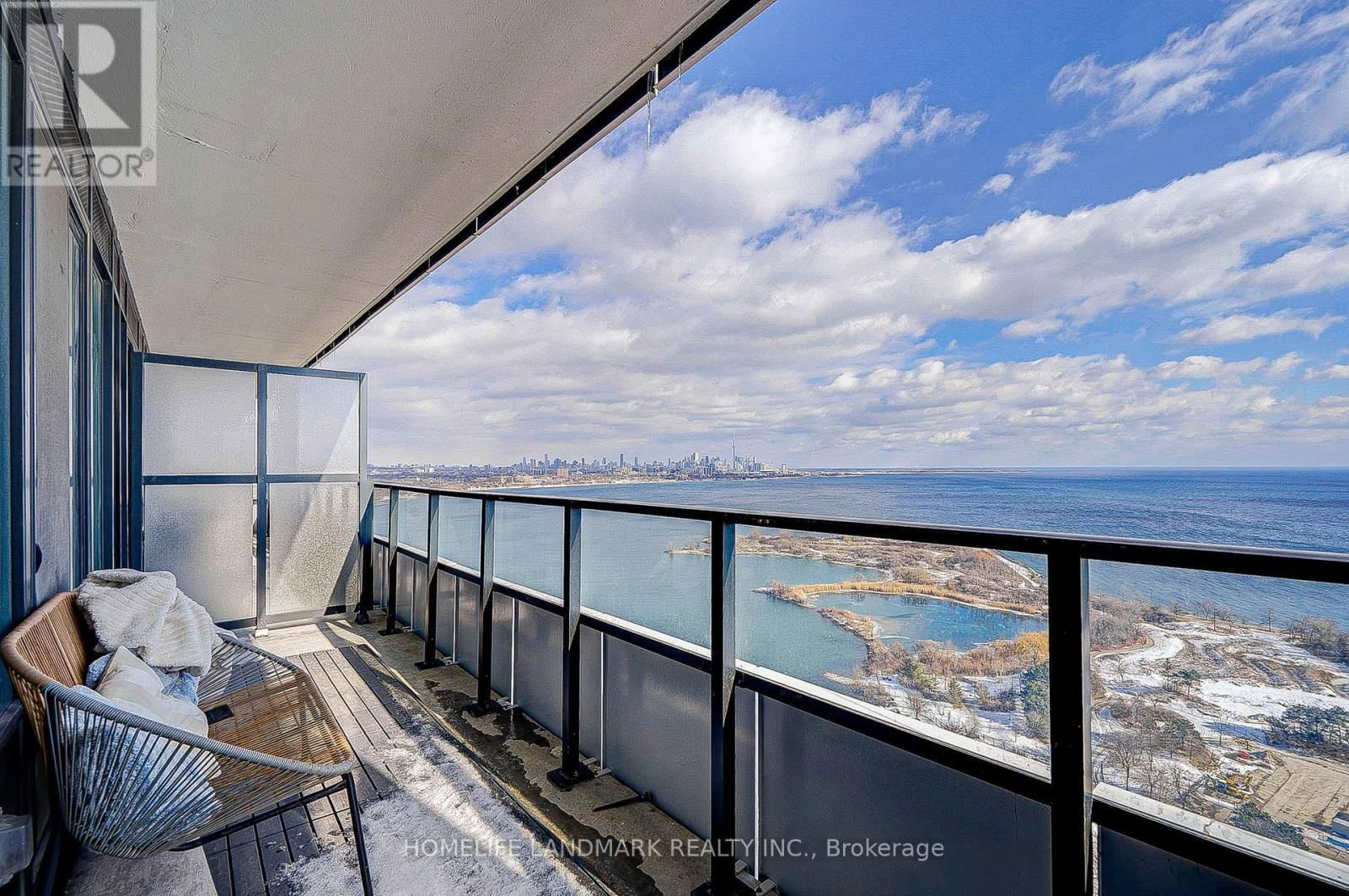 2608 - 20 SHORE BREEZE DRIVE Image 21