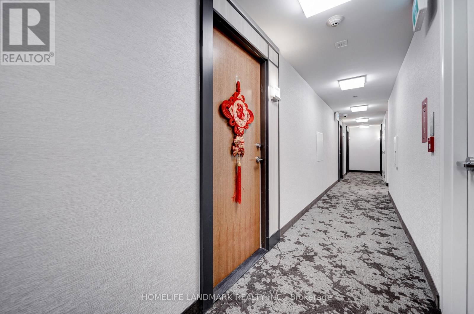 2608 - 20 SHORE BREEZE DRIVE Image 38