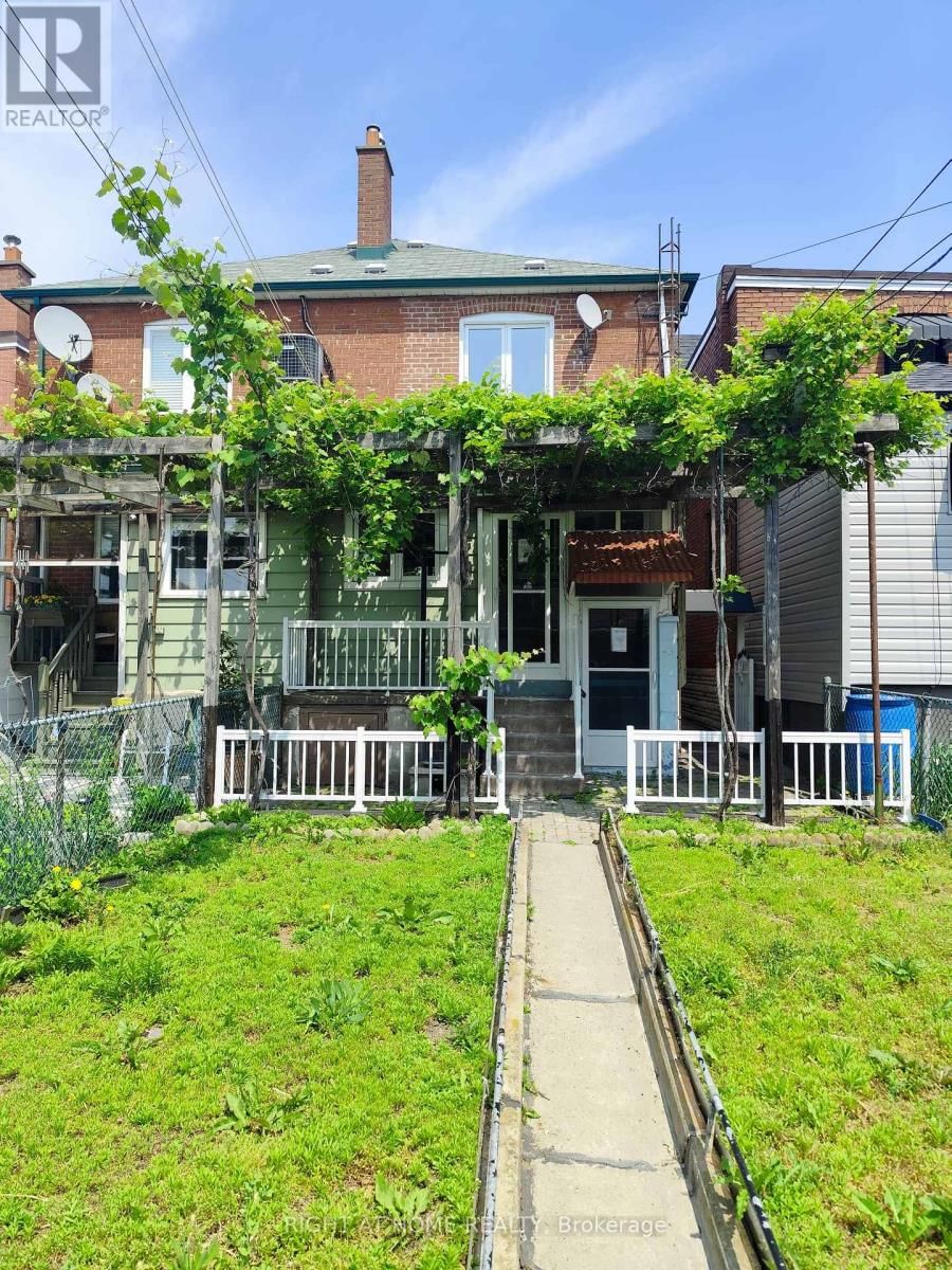 104 EARLSCOURT AVENUE Image 19