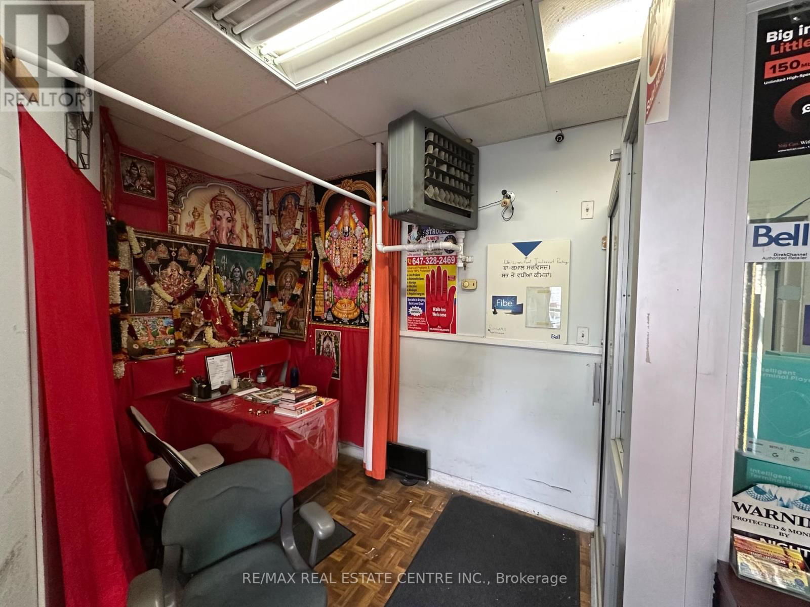 #3 - 20 DUNDAS STREET EAST Image 5