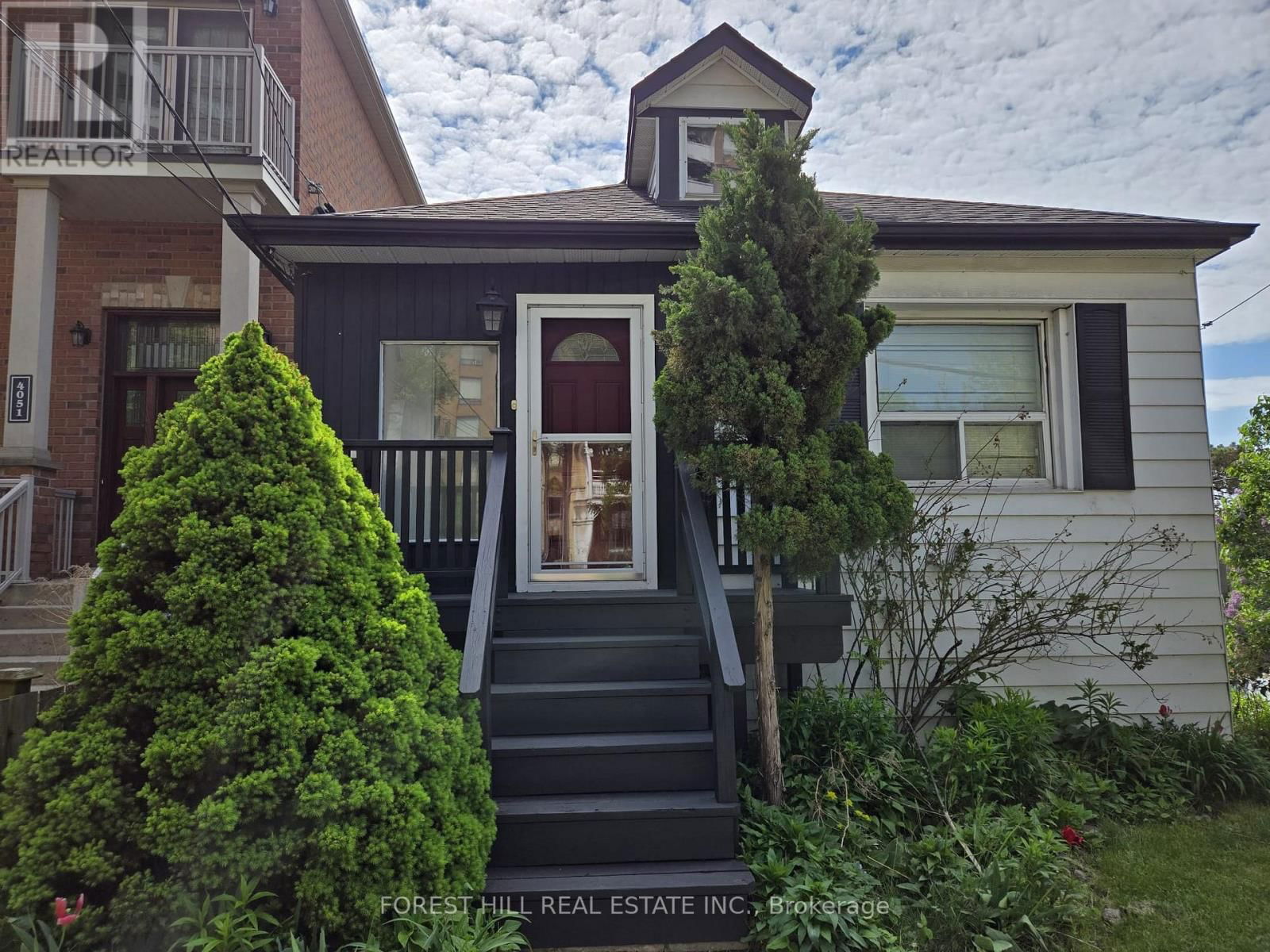4053 OLD DUNDAS STREET Image 1