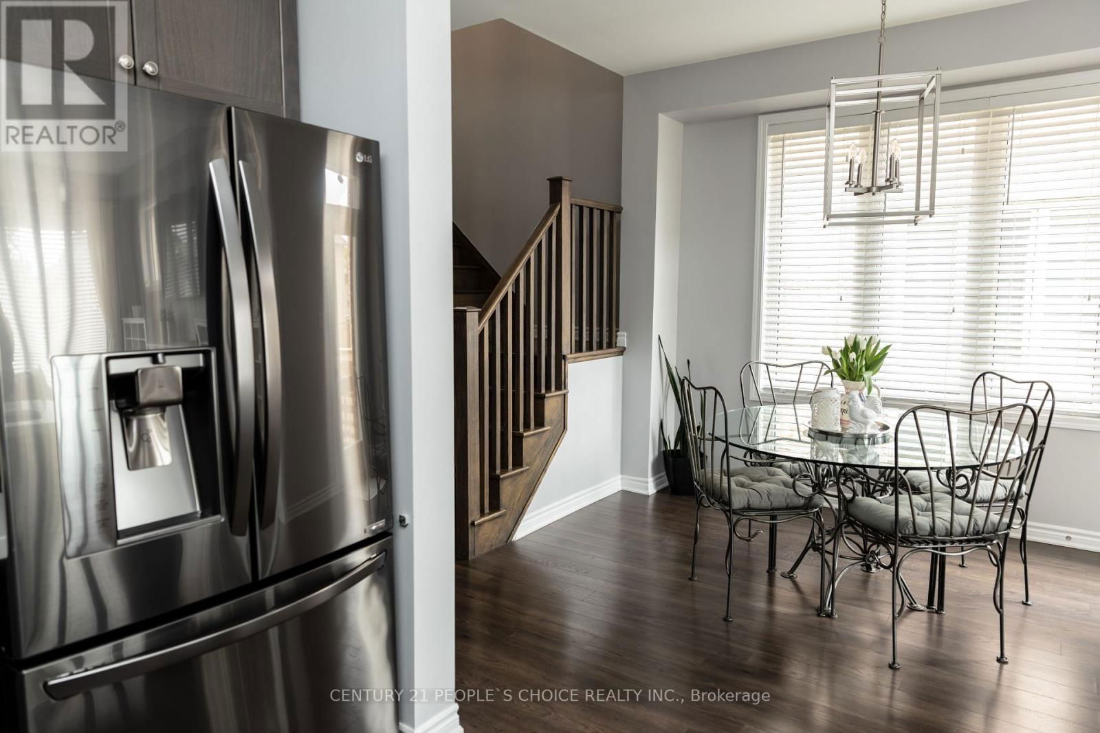 7 WATERVILLE WAY Image 18