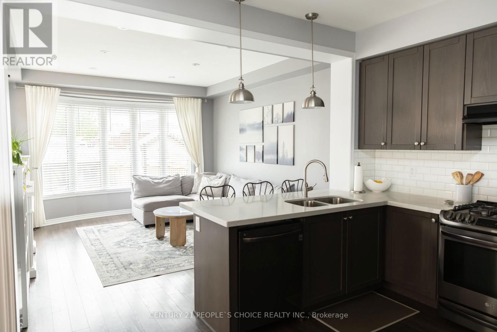 7 WATERVILLE WAY Image 21