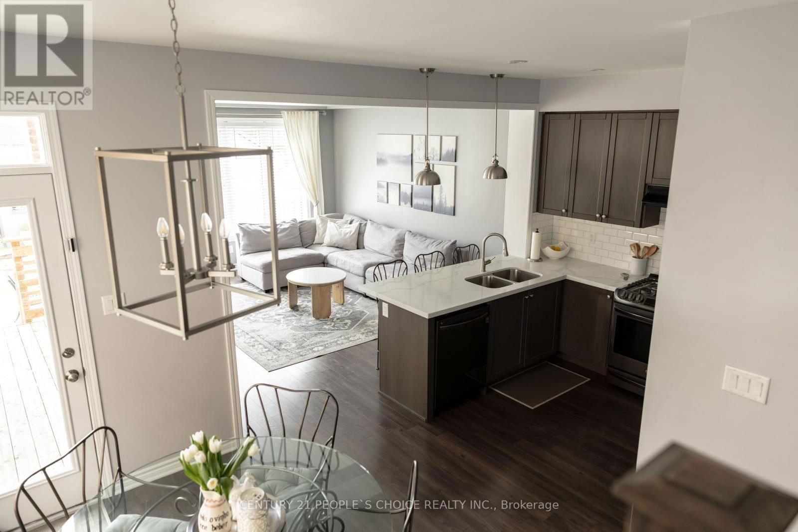 7 WATERVILLE WAY Image 22