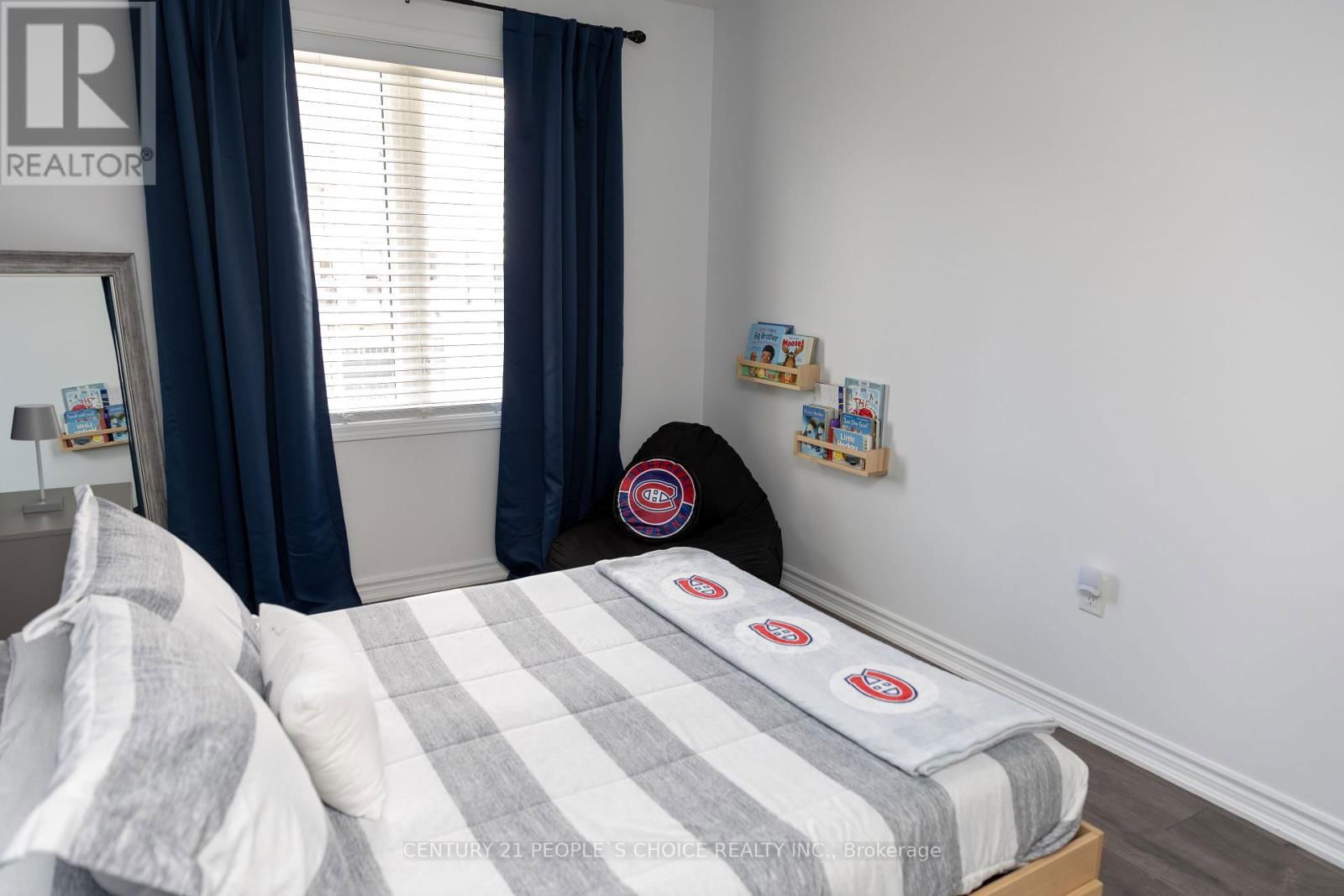 7 WATERVILLE WAY Image 25