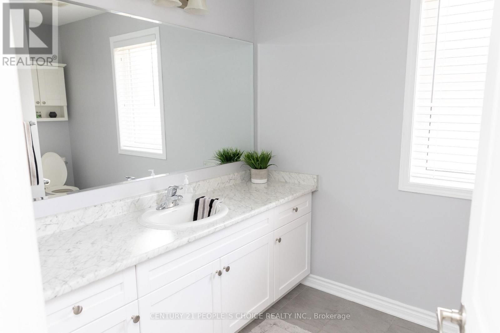 7 WATERVILLE WAY Image 33