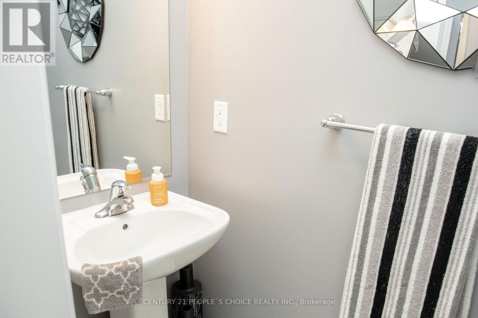 7 WATERVILLE WAY Image 38