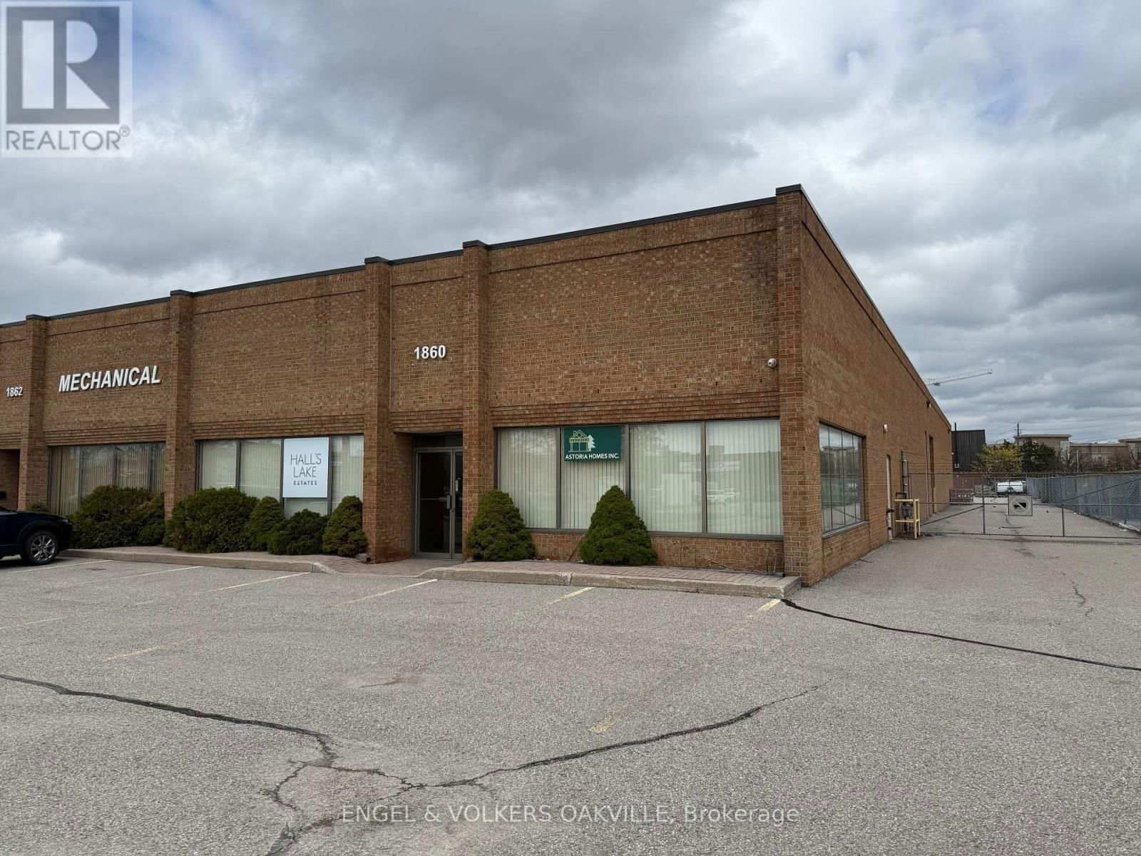 1860 ALBION ROAD Image 1