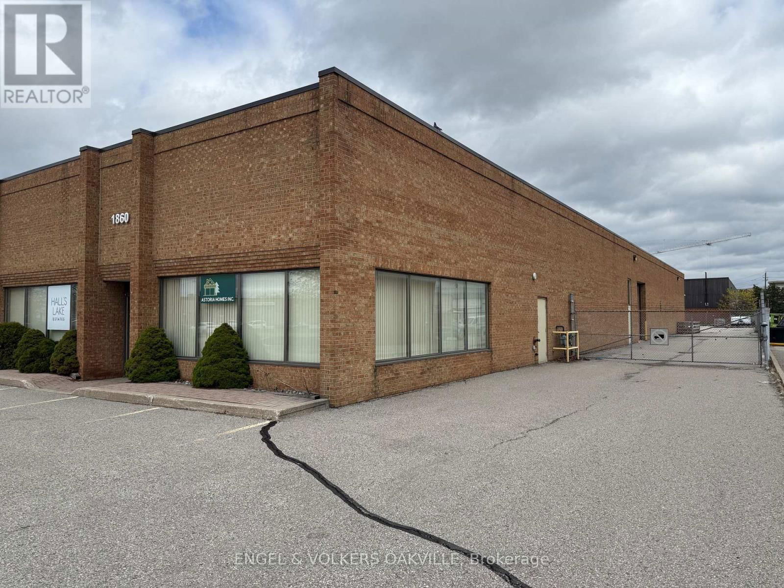 1860 ALBION ROAD Image 2
