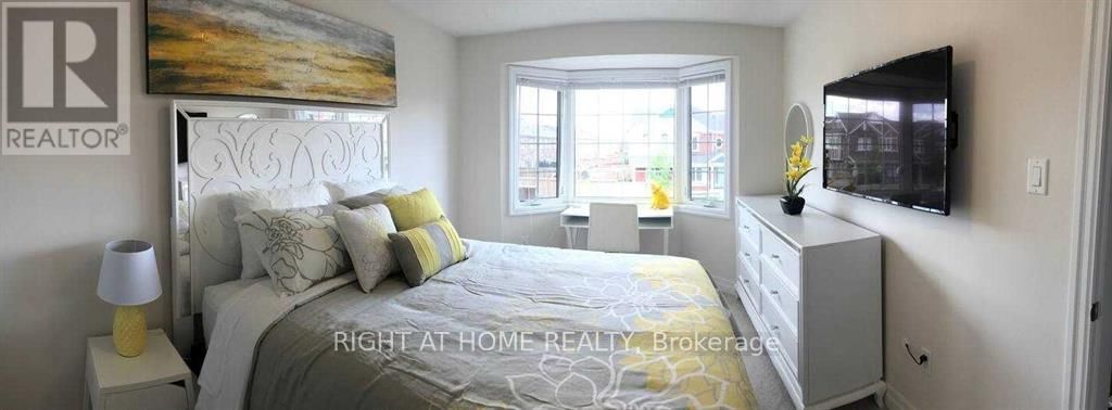 933 ASLETON BOULEVARD Image 10