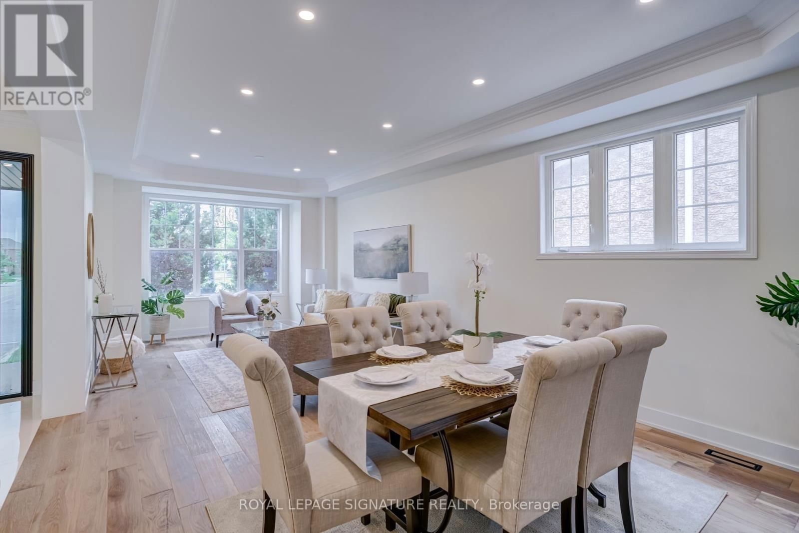854 YATES DRIVE Image 12