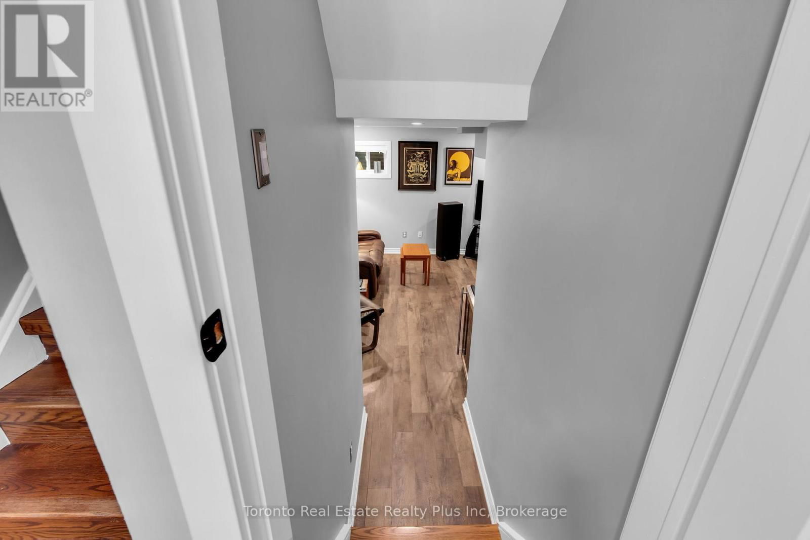 75 - 400 BLOOR STREET Image 39