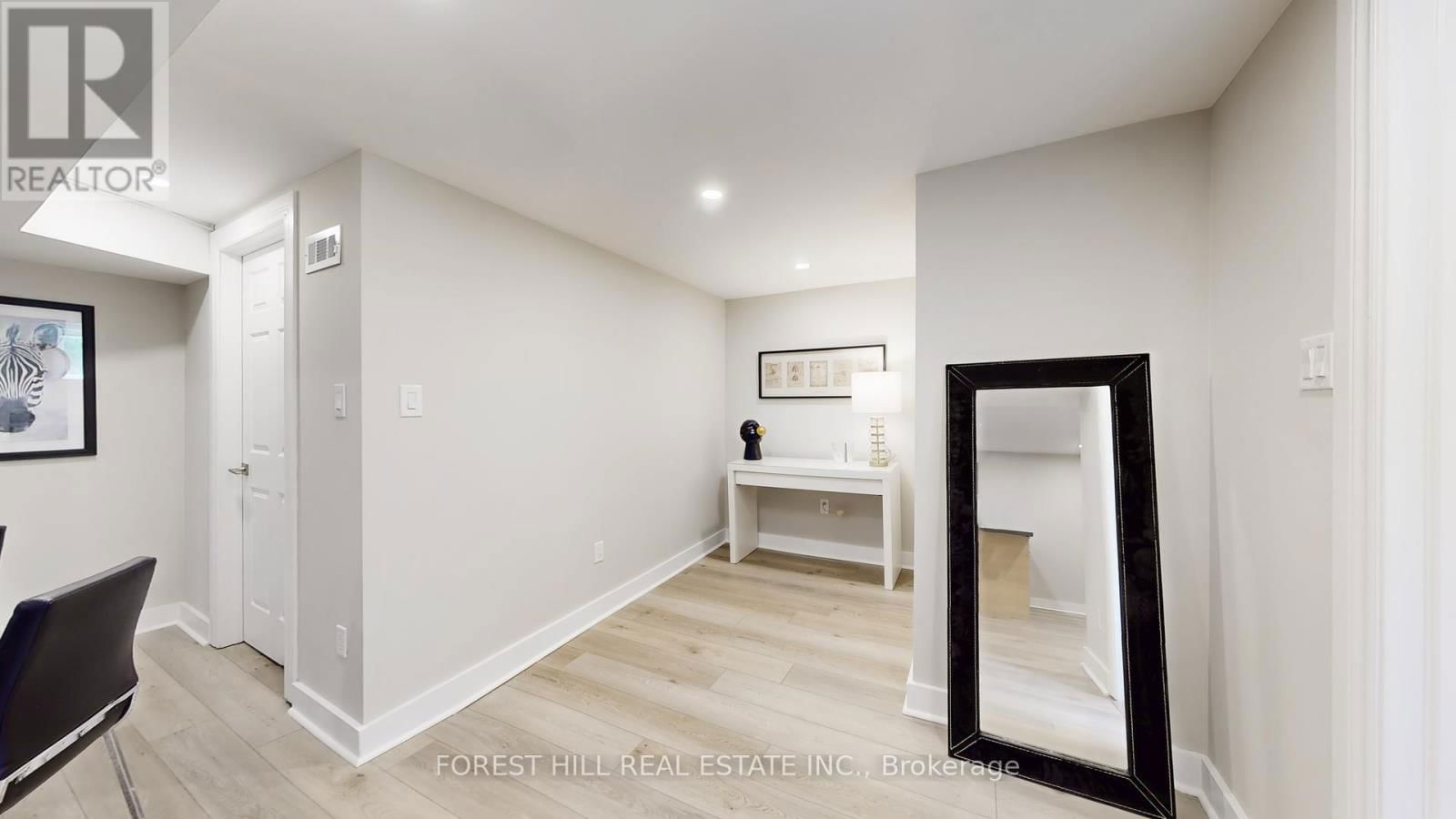 41 LESMAR DRIVE Image 15