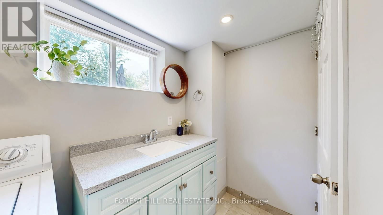 41 LESMAR DRIVE Image 18