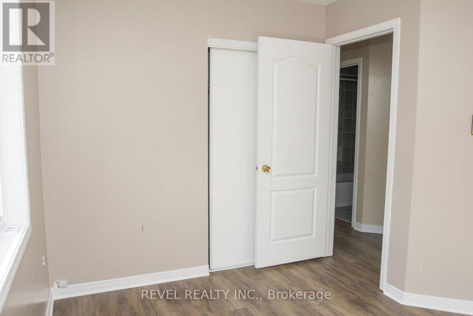 97 NATIVE LANDING Image 16