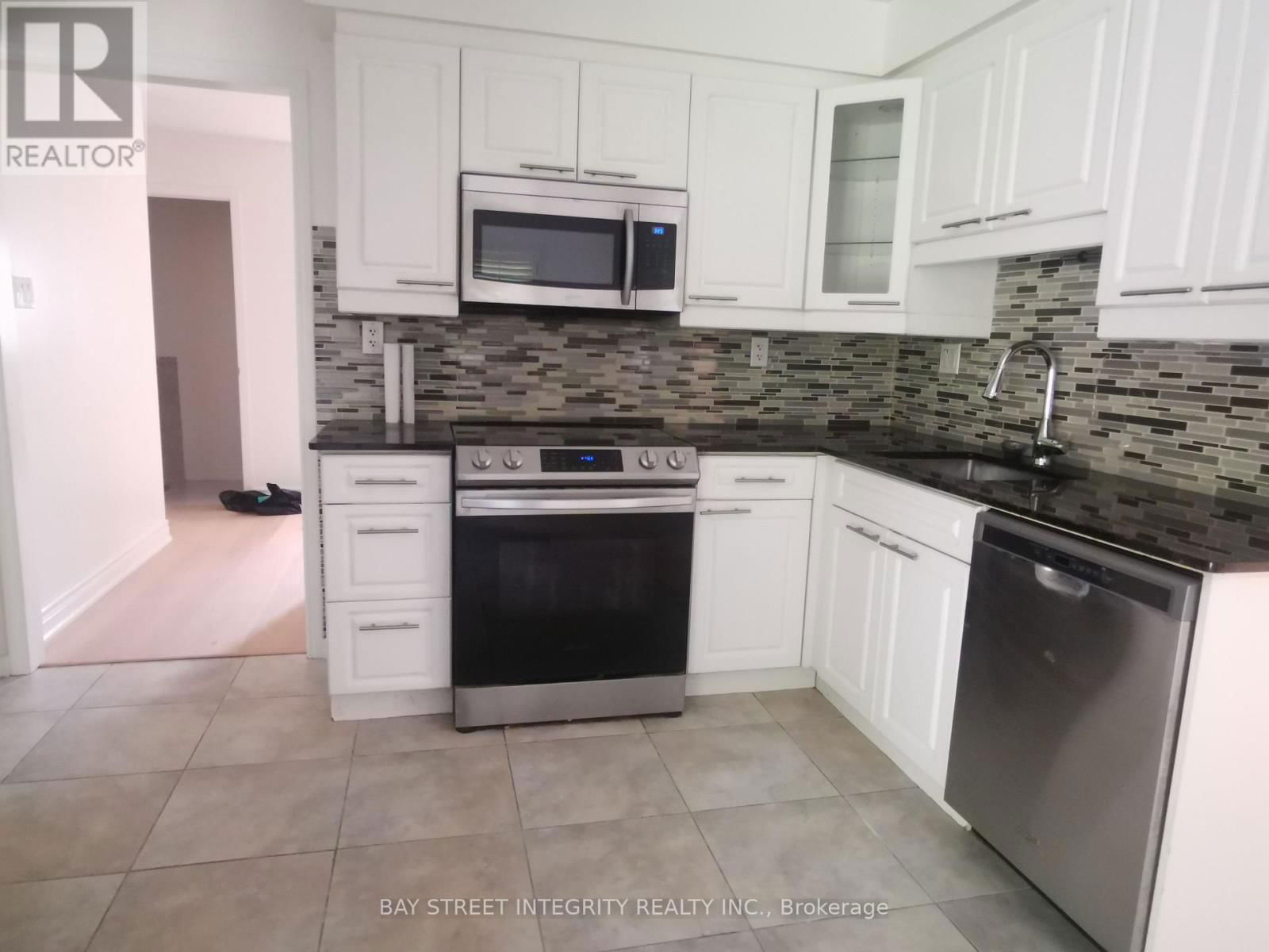 2101 MADDEN BOULEVARD Image 6