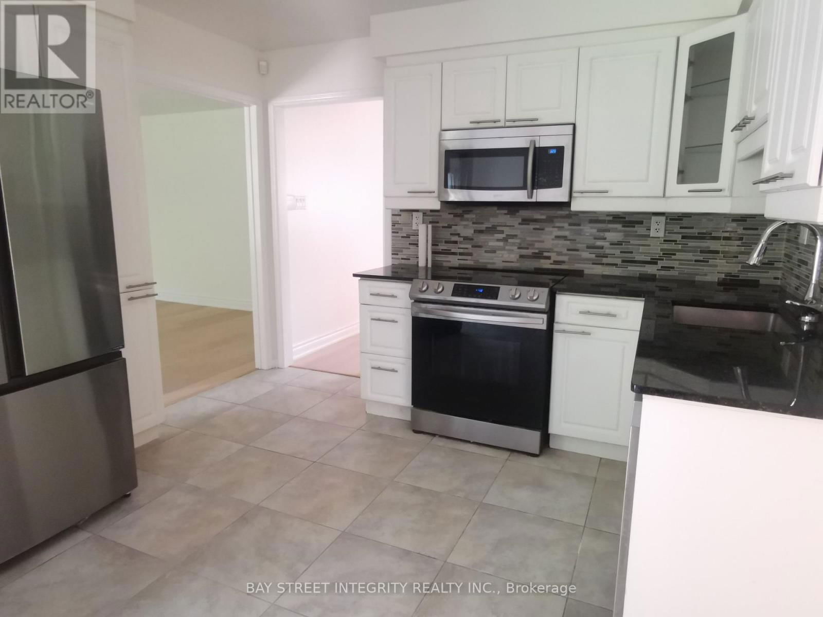 2101 MADDEN BOULEVARD Image 7
