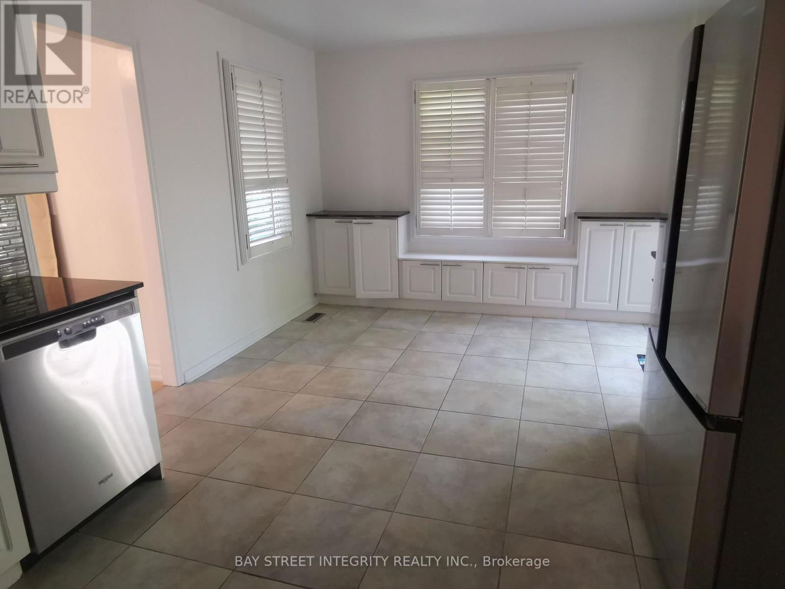 2101 MADDEN BOULEVARD Image 9