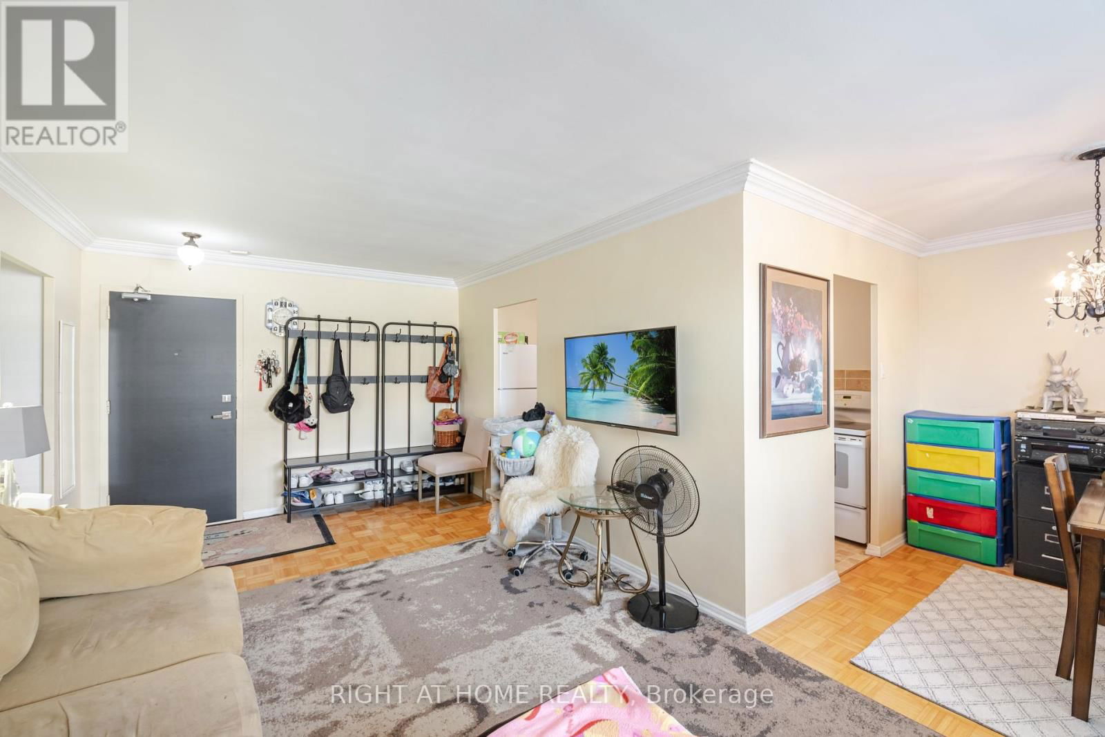 205 - 1660 BLOOR STREET Image 12