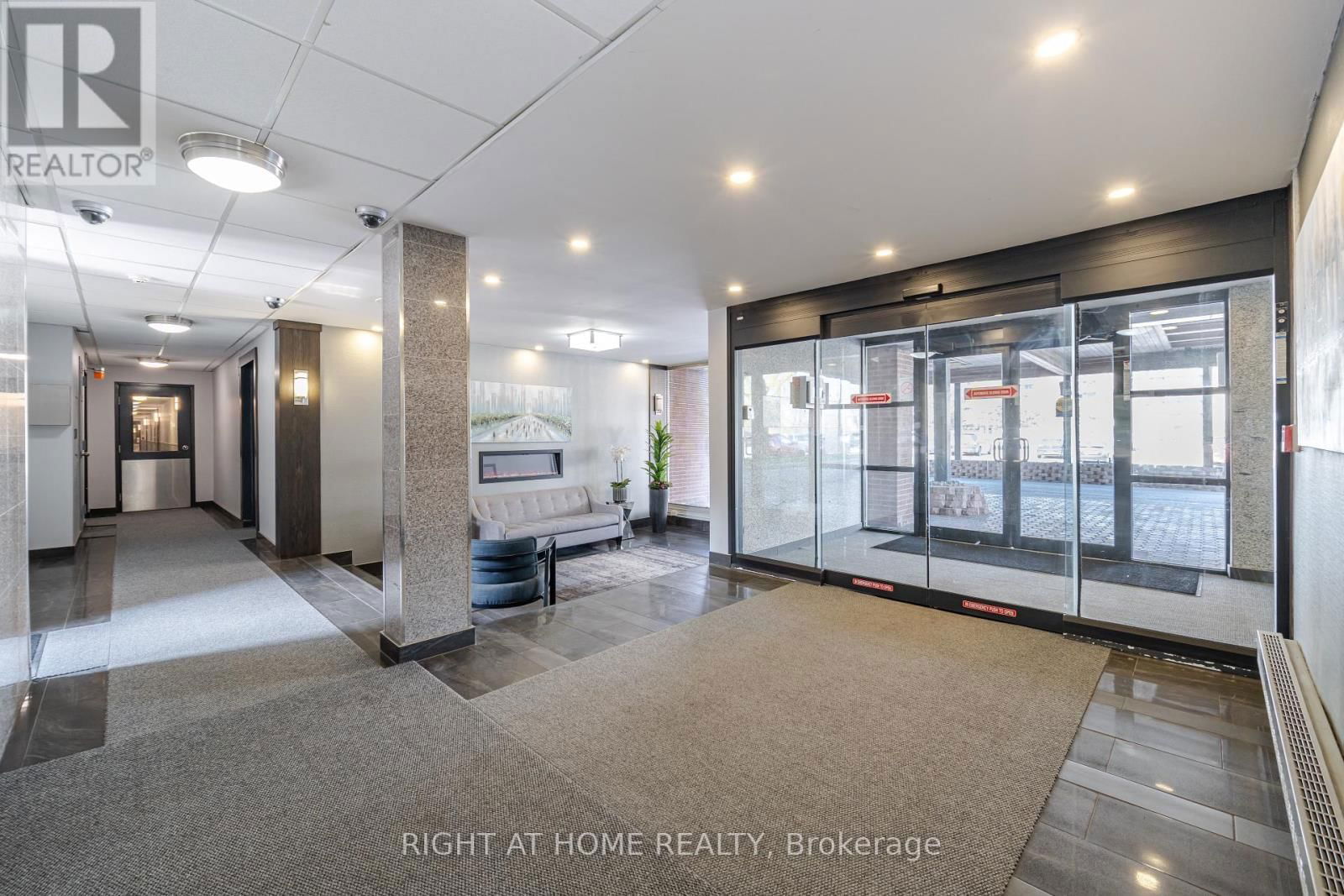 205 - 1660 BLOOR STREET Image 2