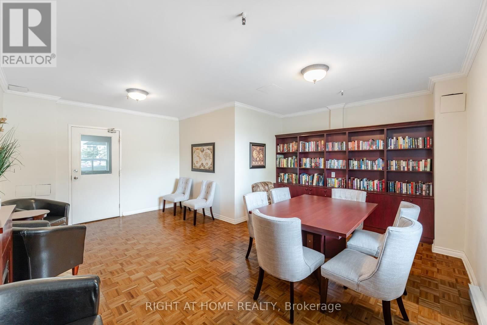 205 - 1660 BLOOR STREET Image 23