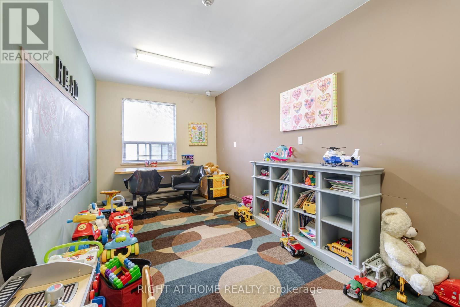 205 - 1660 BLOOR STREET Image 25