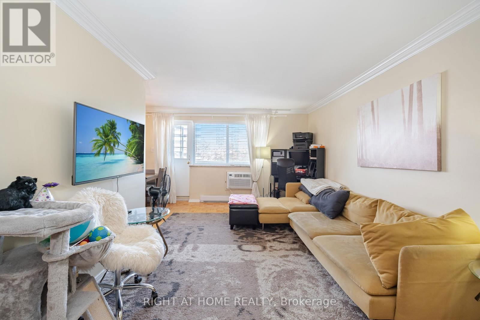 205 - 1660 BLOOR STREET Image 8