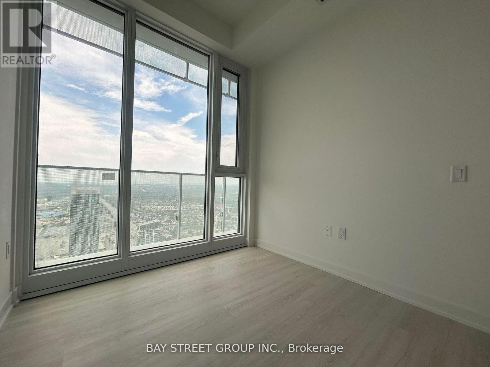 5510 - 3883 QUARTZ ROAD Image 12