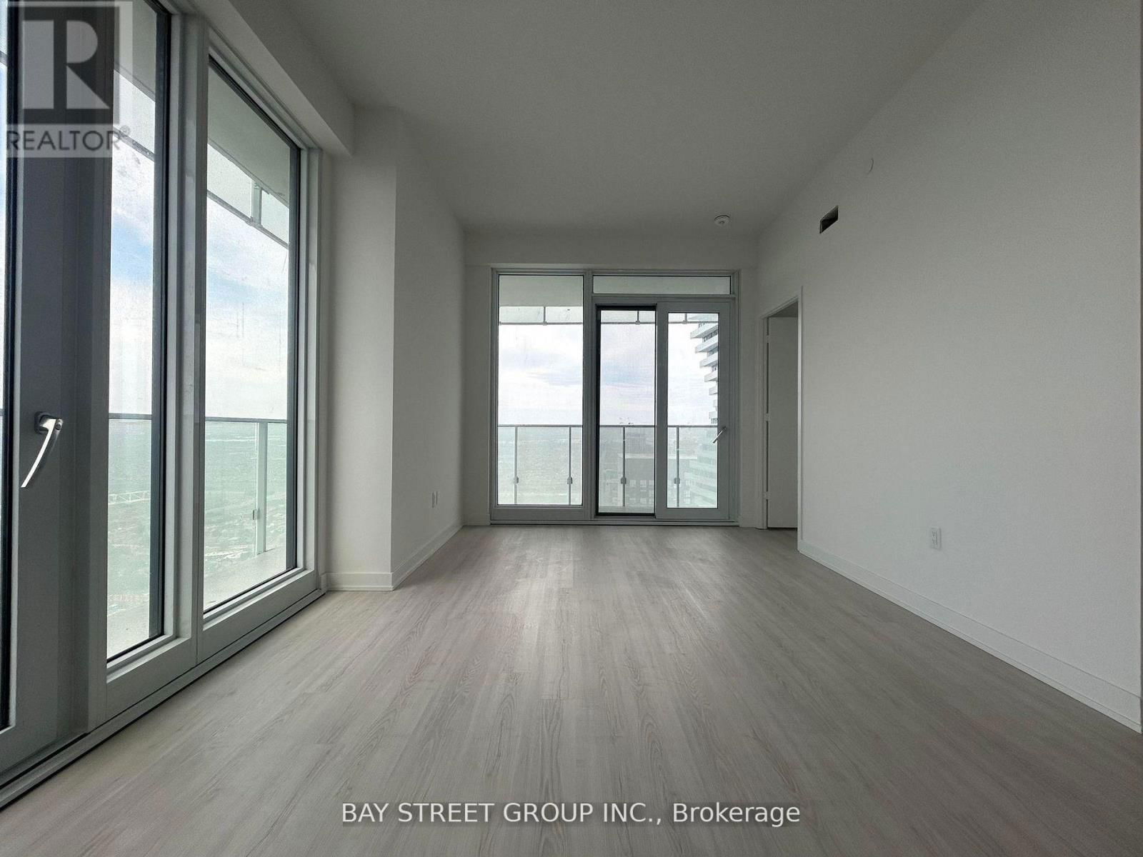 5510 - 3883 QUARTZ ROAD Image 3