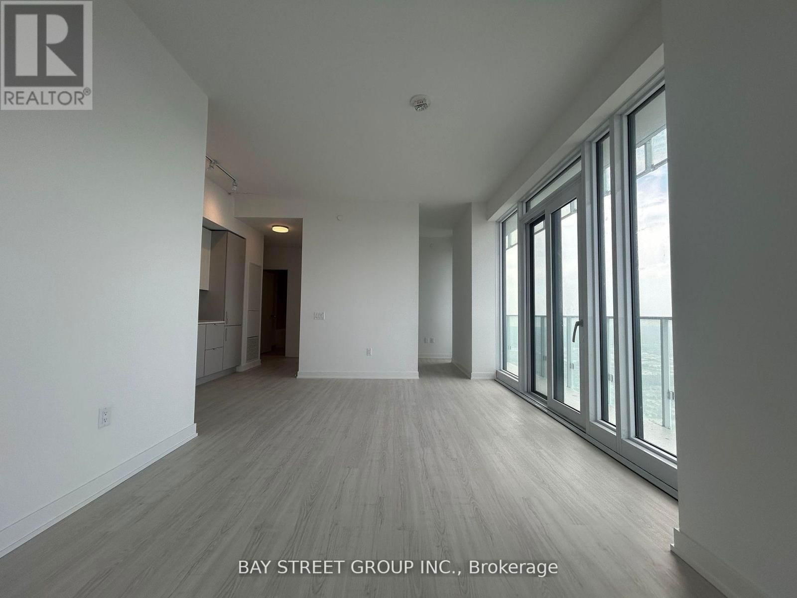 5510 - 3883 QUARTZ ROAD Image 4