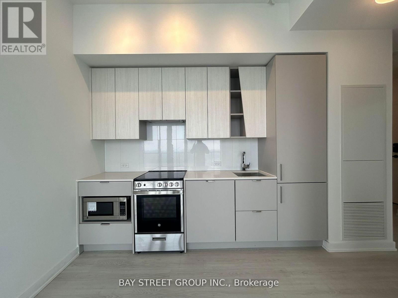 5510 - 3883 QUARTZ ROAD Image 6