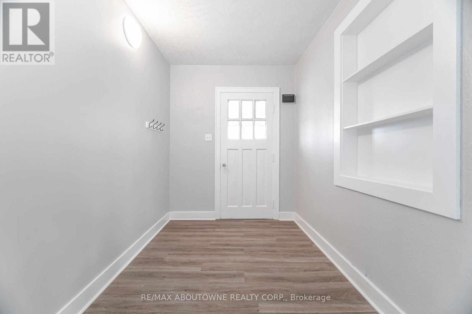 128 CROSS AVENUE Image 6
