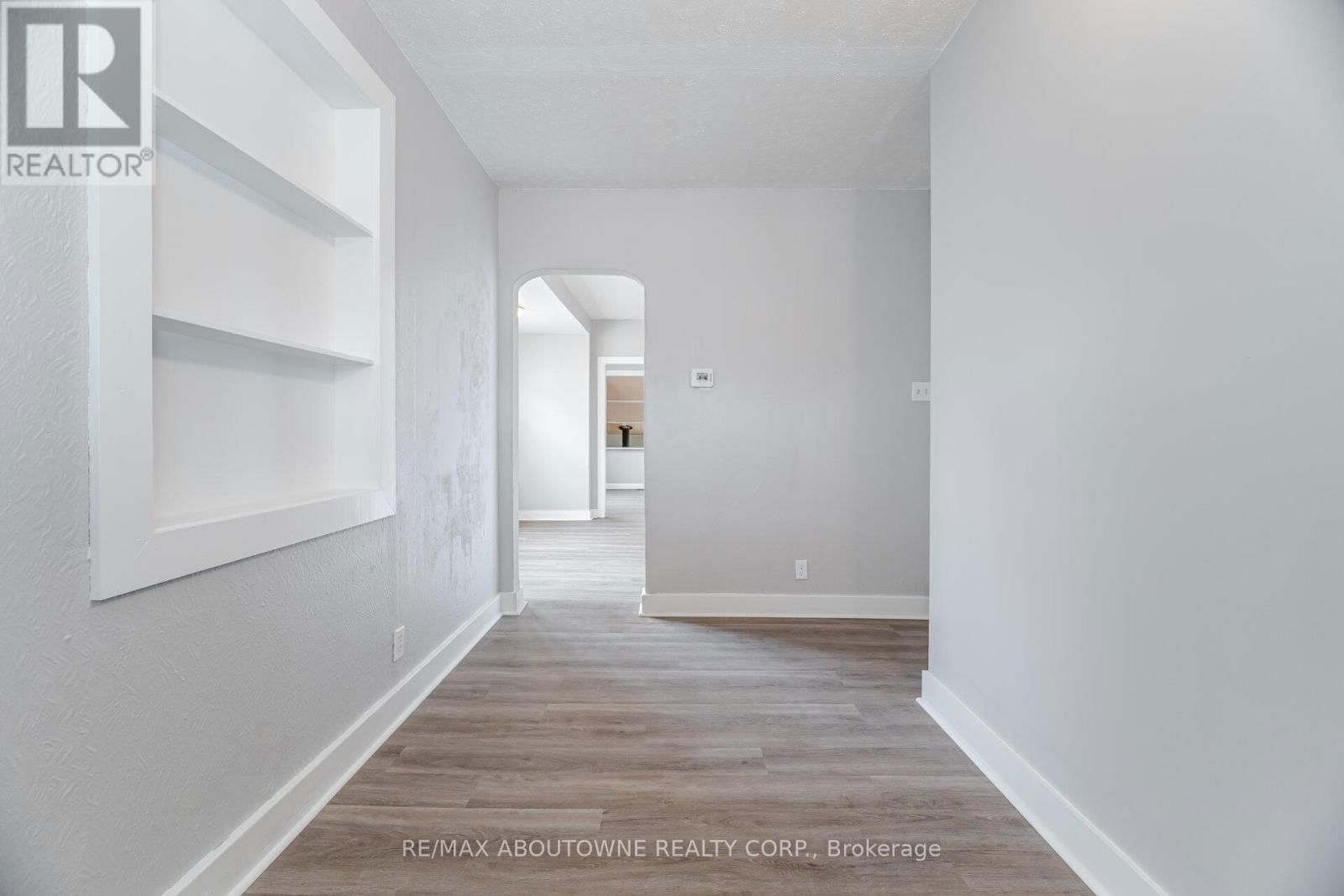 128 CROSS AVENUE Image 7
