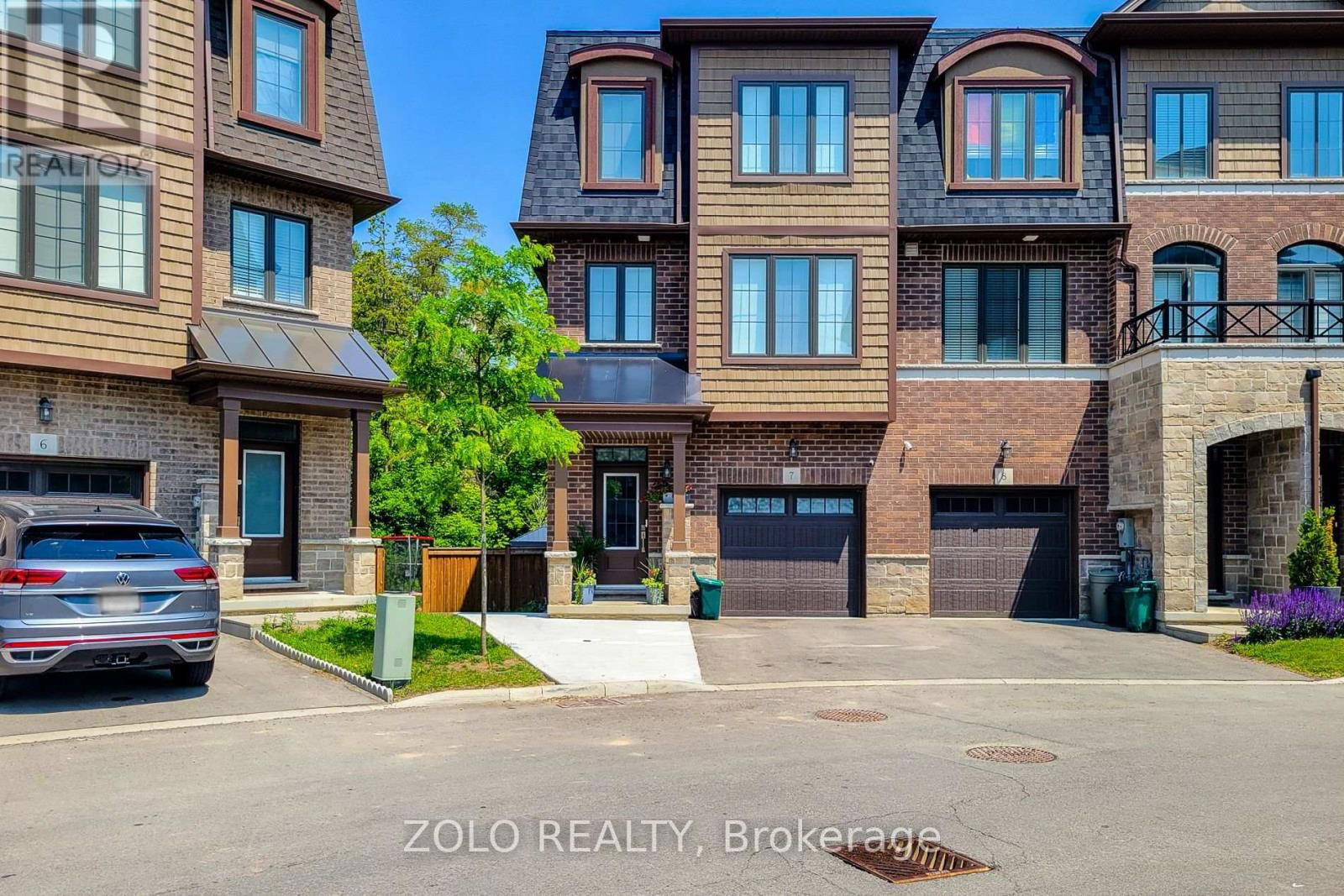 7 - 445 ONTARIO STREET SOUTH Image 1