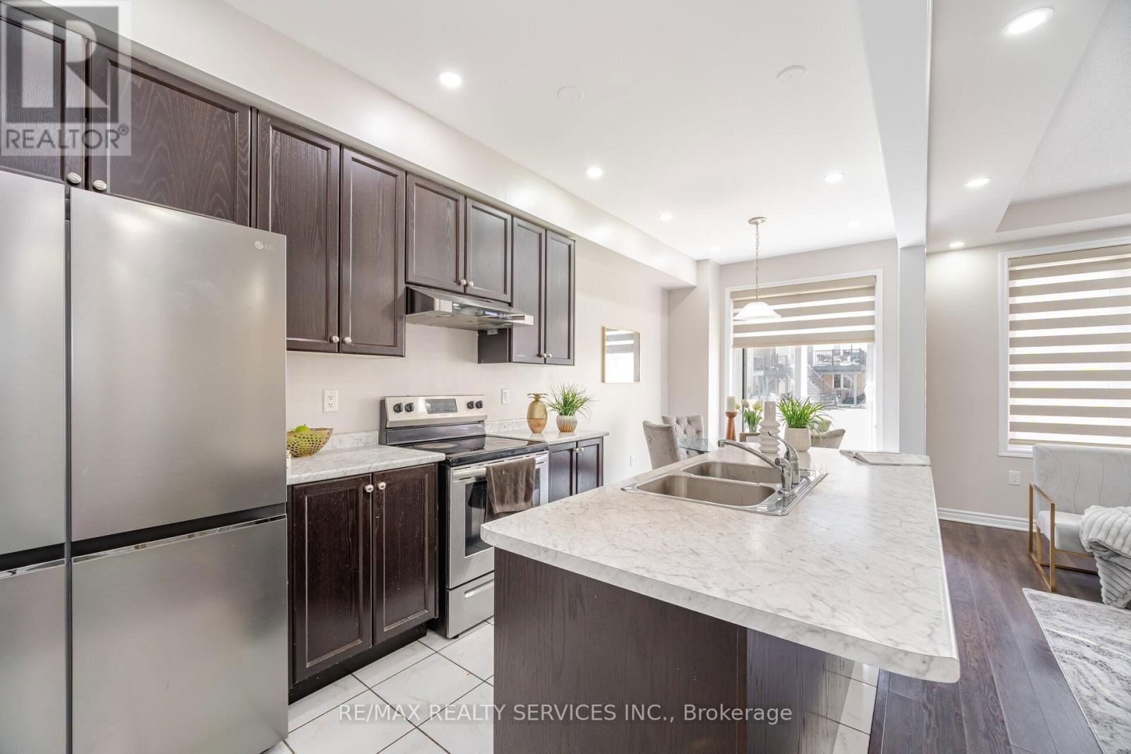 27 PHYLLIS DRIVE Image 16