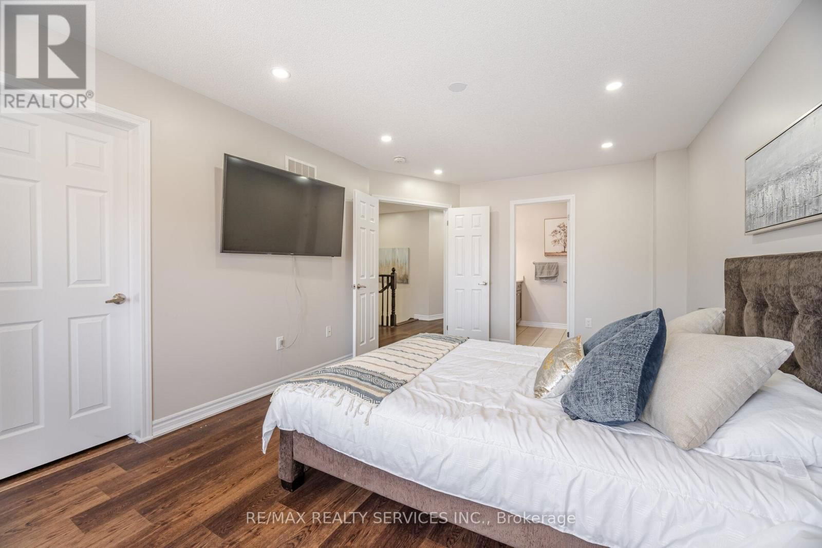 27 PHYLLIS DRIVE Image 28