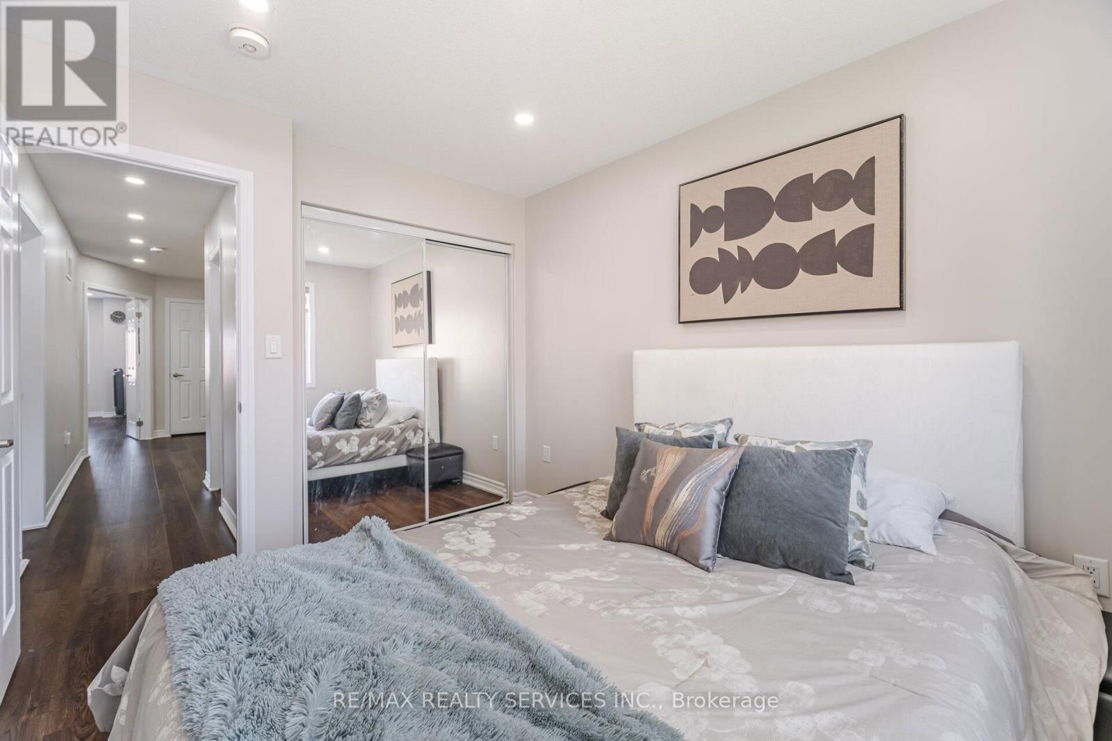 27 PHYLLIS DRIVE Image 32