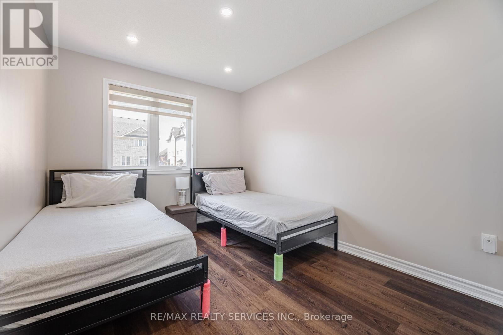 27 PHYLLIS DRIVE Image 33
