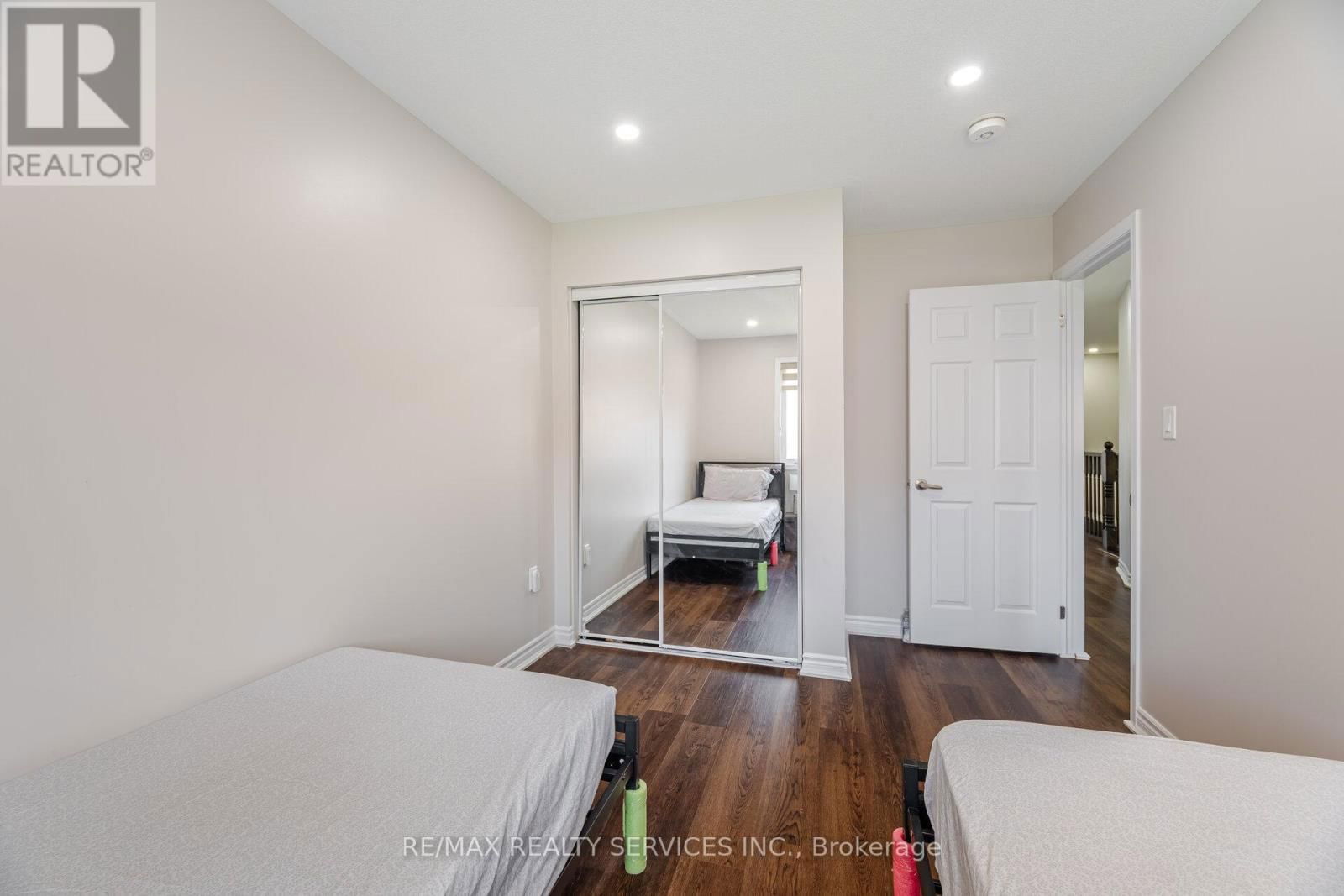 27 PHYLLIS DRIVE Image 34