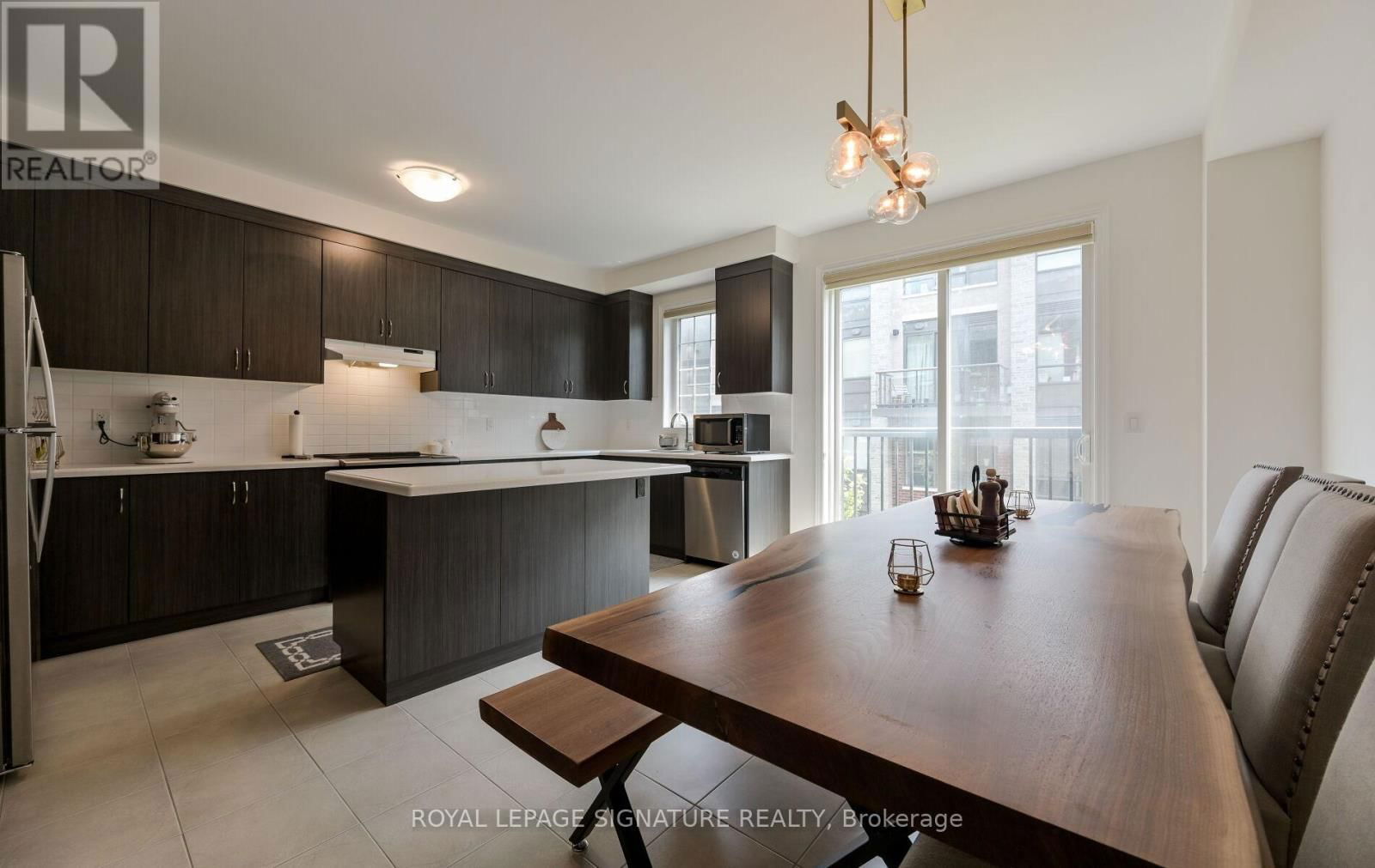 31 FAYE STREET Image 12