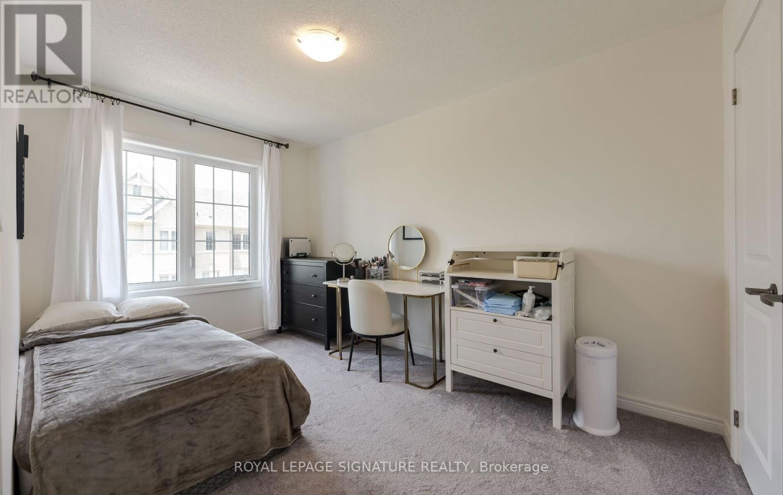 31 FAYE STREET Image 24