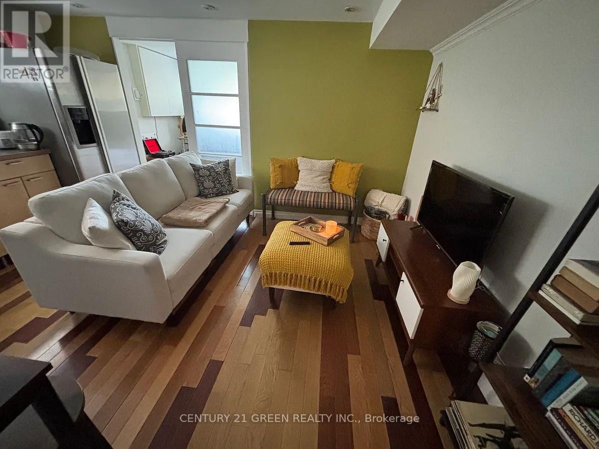 28 JELLICOE AVENUE Image 2