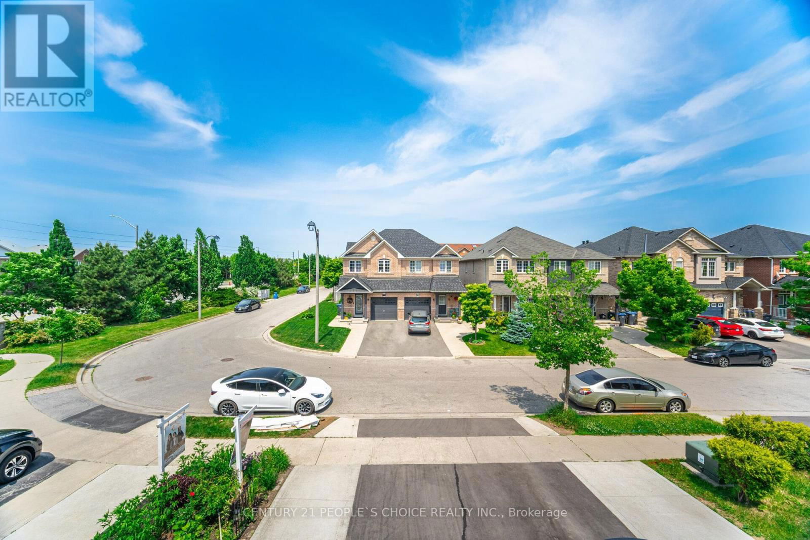 72 CRYSTALVIEW CRESCENT Image 28