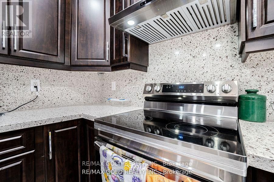 42 BRAEMORE ROAD Image 11