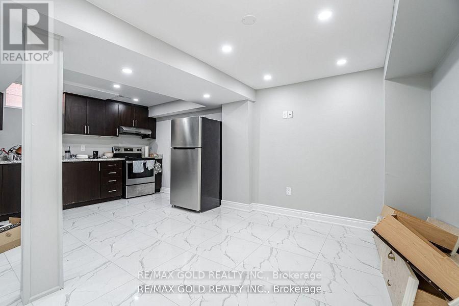 42 BRAEMORE ROAD Image 21
