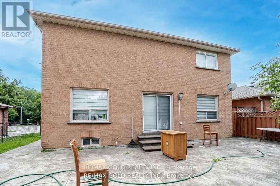 42 BRAEMORE ROAD Image 29