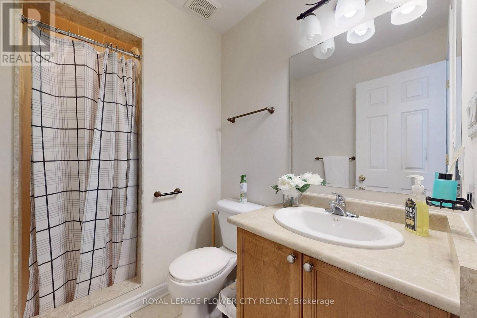 394 PANHELLENIC DRIVE Image 24