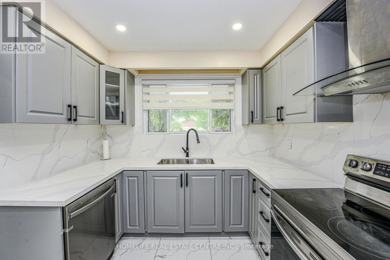 16 GORDON DRIVE Image 12